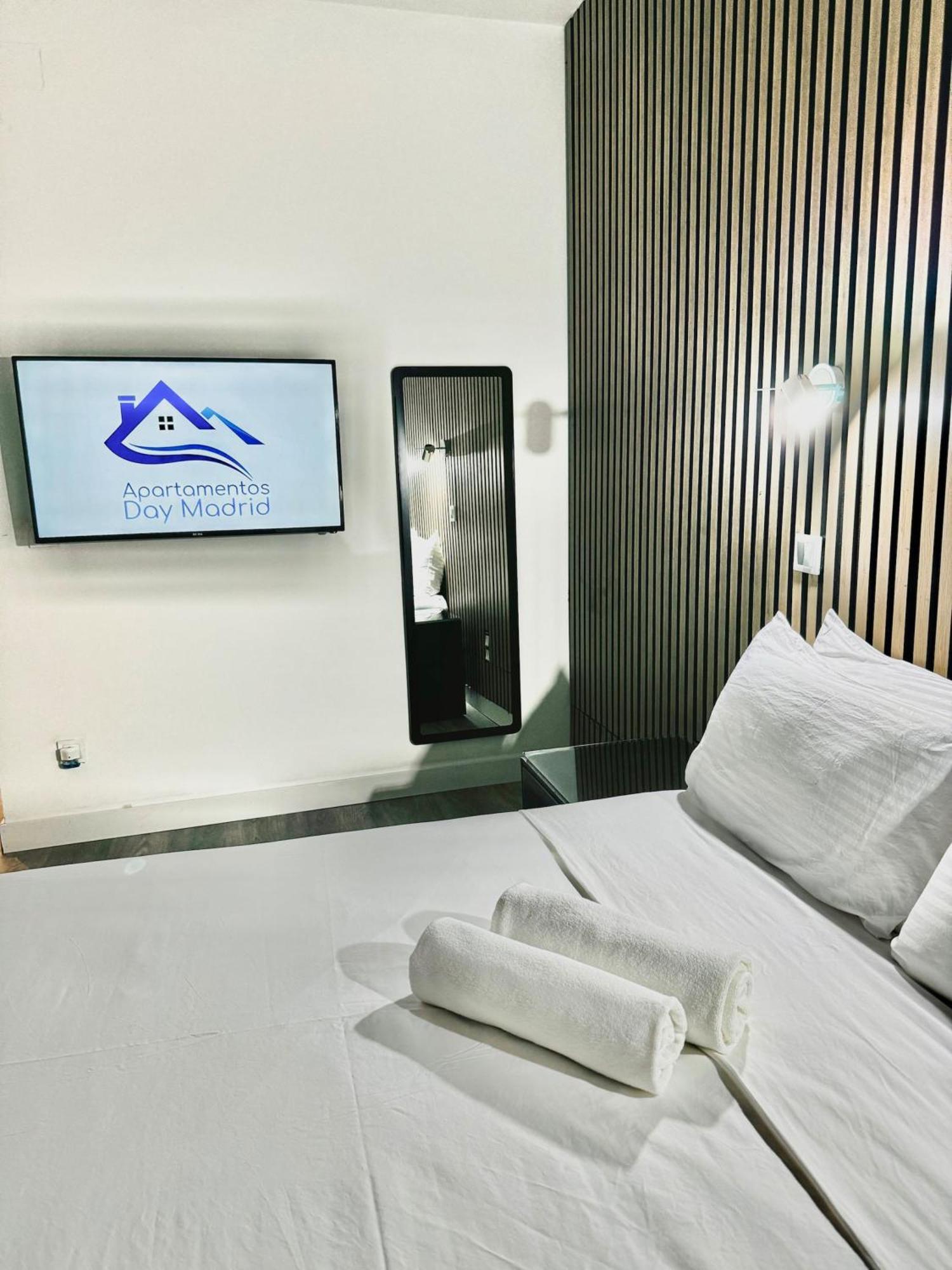 Apartamentos Day Madrid Callao Centro Gran Via Sol Malasana Екстер'єр фото