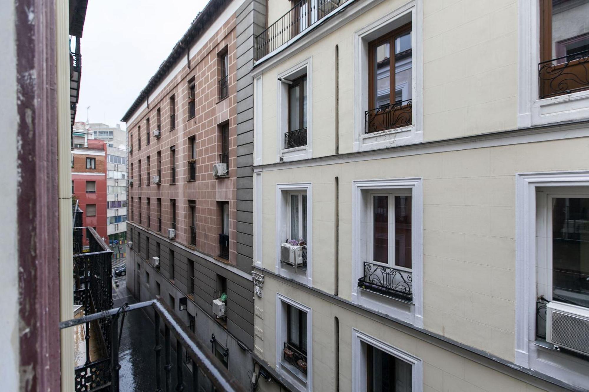Apartamentos Day Madrid Callao Centro Gran Via Sol Malasana Екстер'єр фото